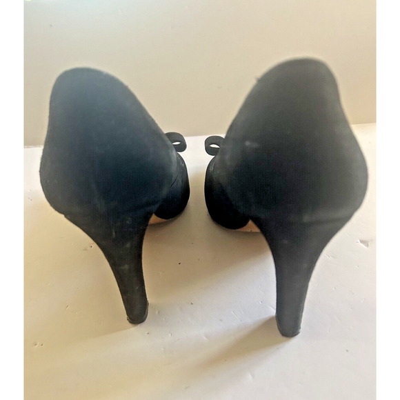 L.K. BENNETT Black Suede Court Shoes Pumps Bow Detail Size 38.5 US 7.5 Beautiful - Picture 5 of 12